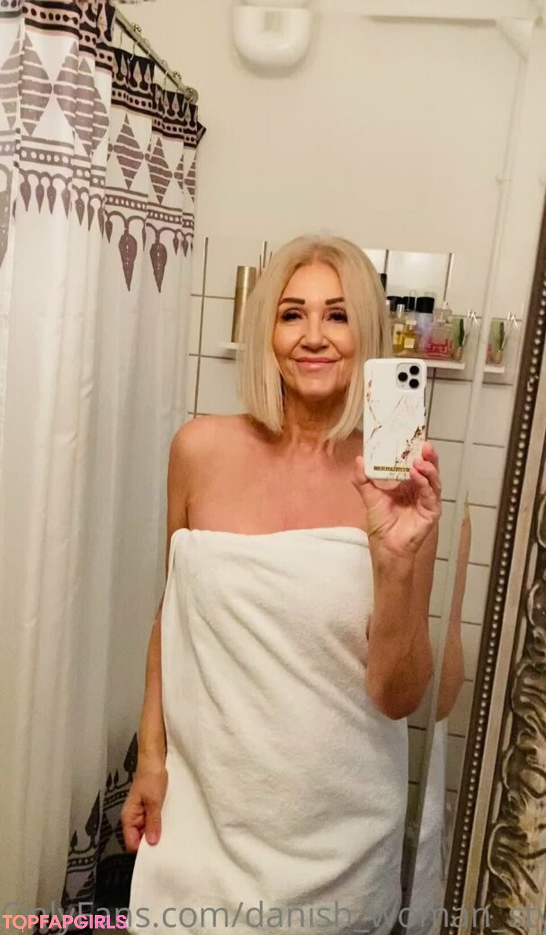 famous nude onlyfans sexy nudes photo