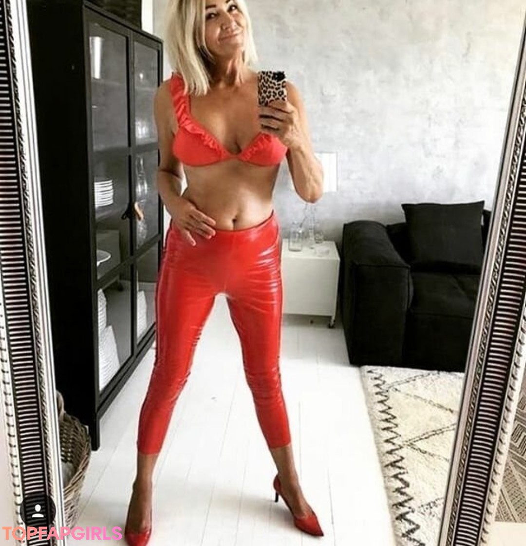 tattooed redhead onlyfans free nude galleries