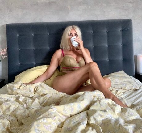 blonde cowgirl onlyfans nudes img