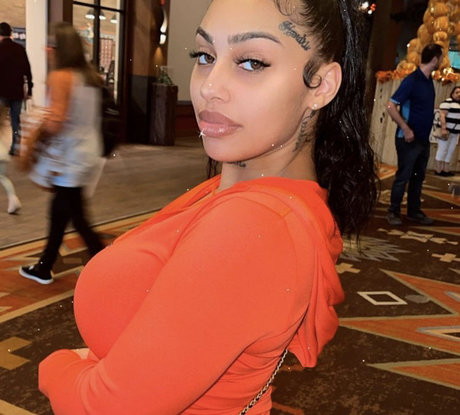 FineAssYonna pornstar erotic image