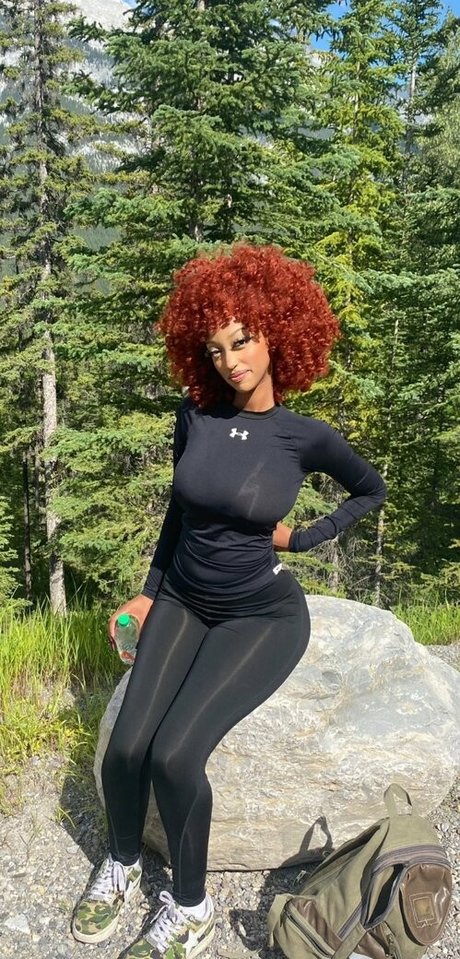 perfect feet onlyfans naked photos