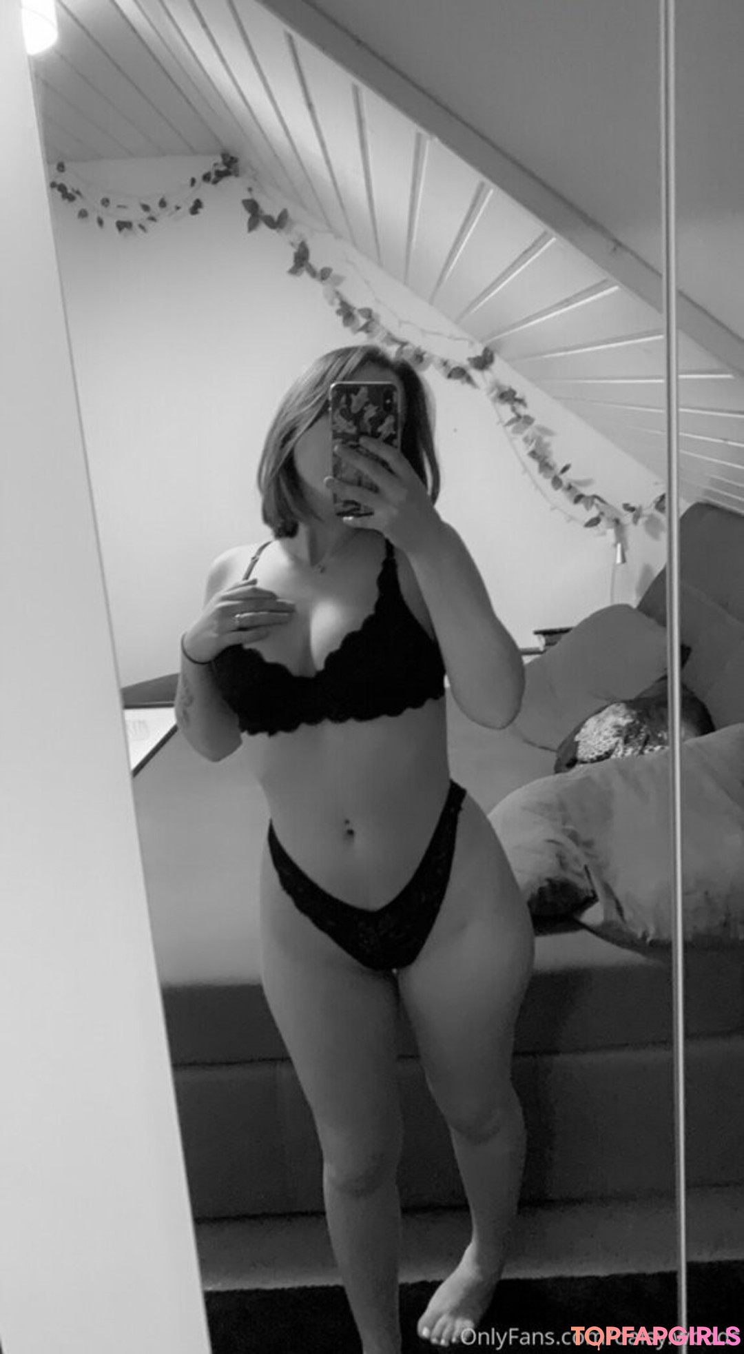 huge anal dildo onlyfans pornographic picture