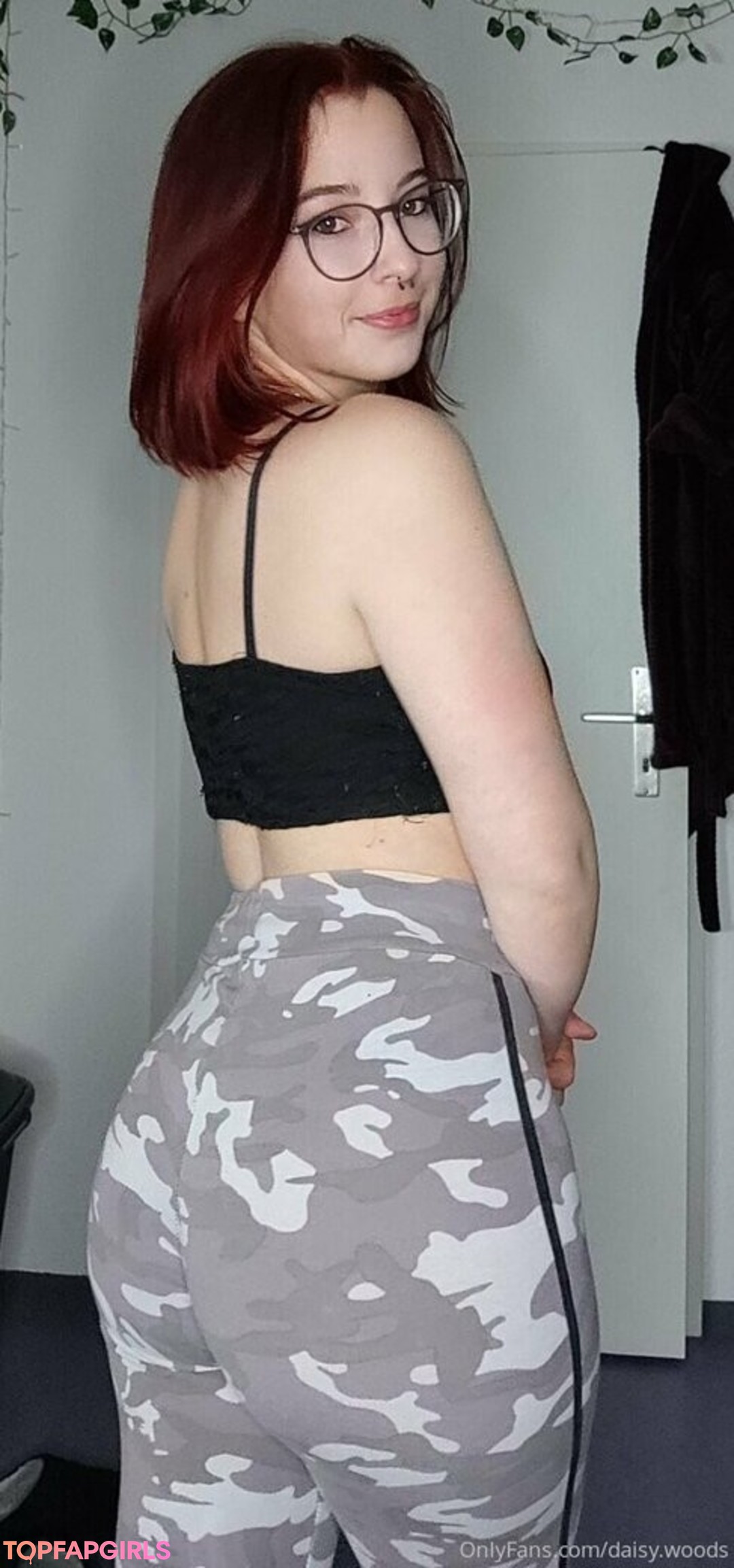 giant onlyfans naked pictures