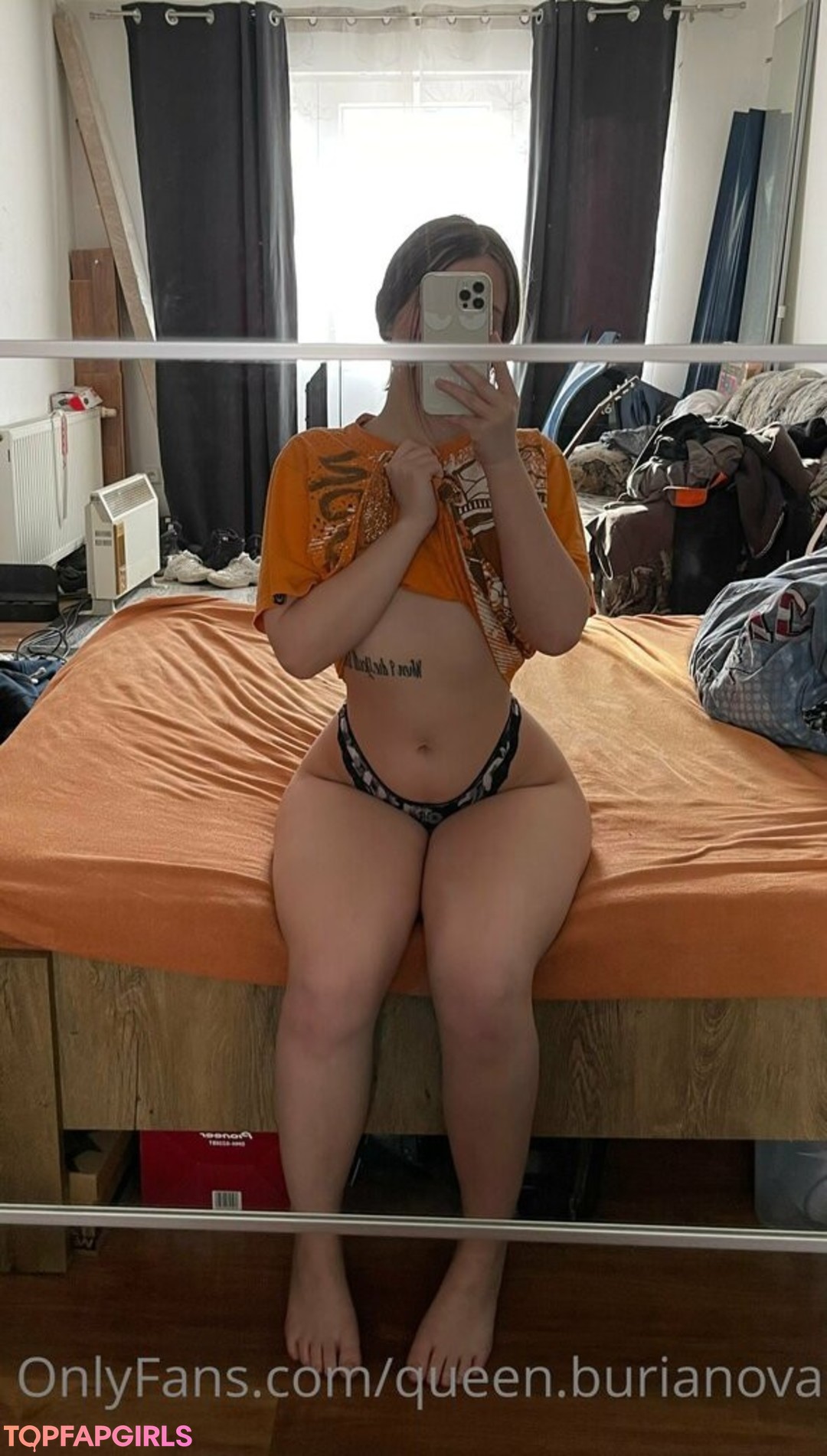 top queen nude star pics