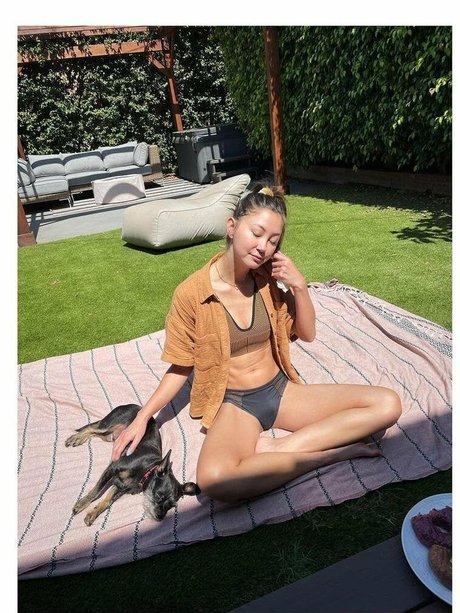 Kimiko Glenn porn star picture