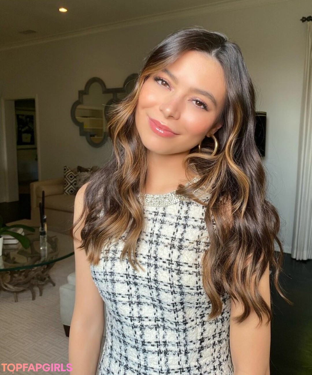 Miranda Cosgrove star perfect pictures