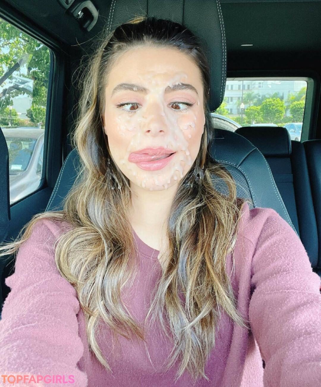 Miranda Cosgrove free model pictures
