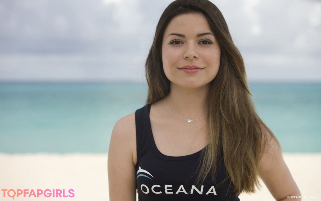 Miranda Cosgrove pornographic actress photo