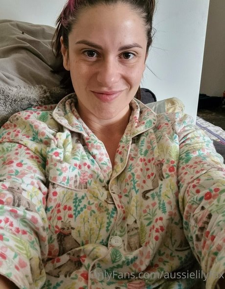 aussielilyfox star adult pictures