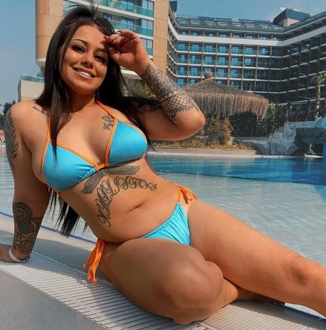 Bootiiebeth nude star pics