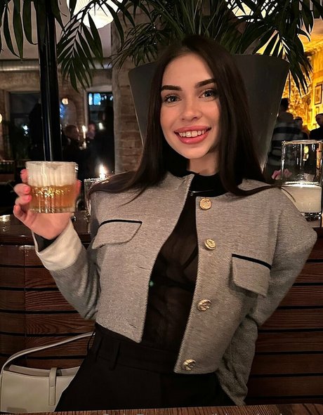 irinasivalnaya erotic pornstar pic