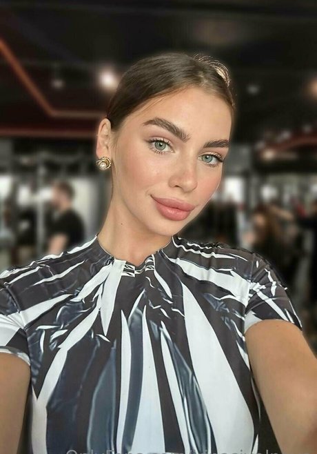 lesbians onlyfans exclusive galleries