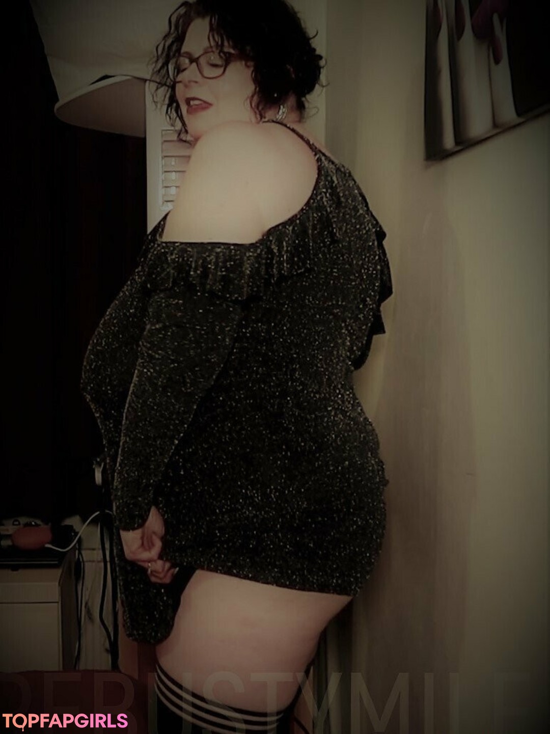 maturebustymom porn star archive