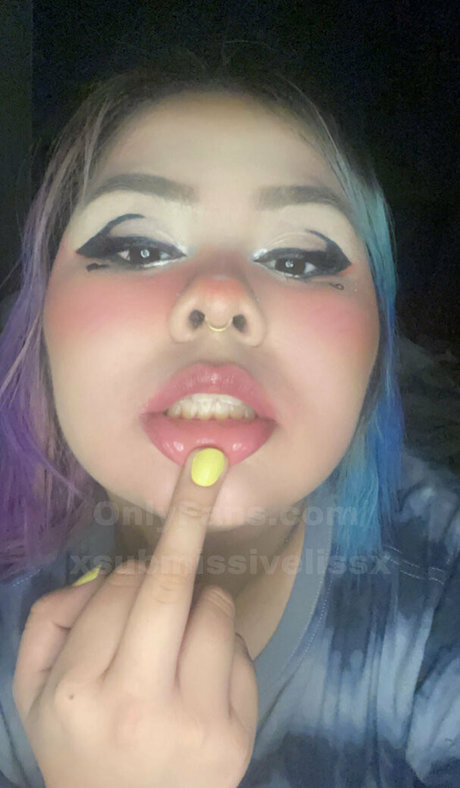 xsubmissivelissx adult model pic