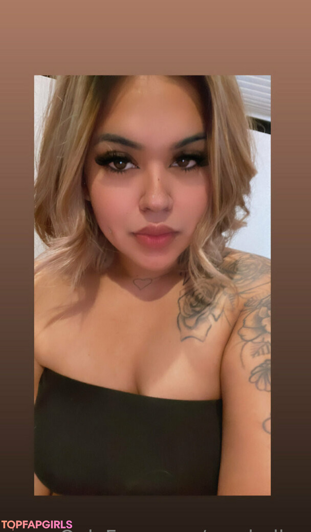 mxchellxx nude pornstar pictures