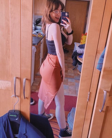 Laura Anne model porn picture