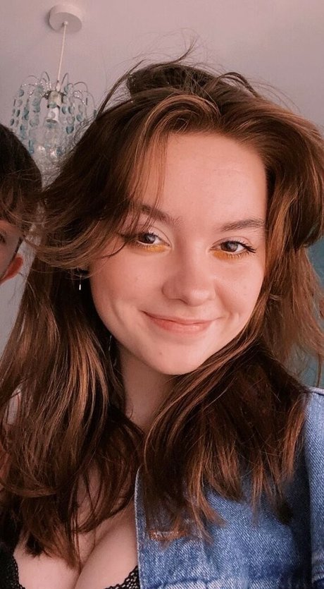 Laura Anne pornstar art img