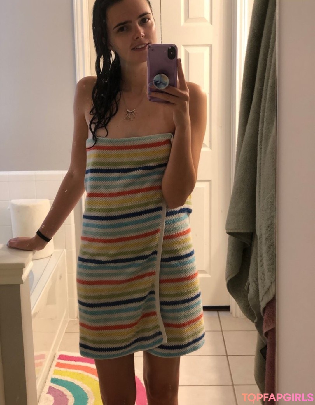 Lowco model nude img