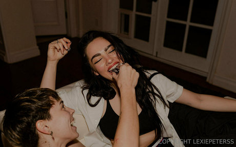 Lexiepeterss sexy actress picture