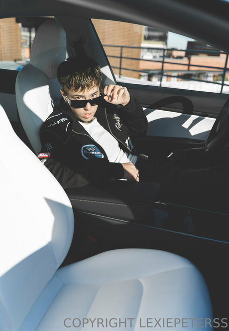 Lexiepeterss sexy star picture