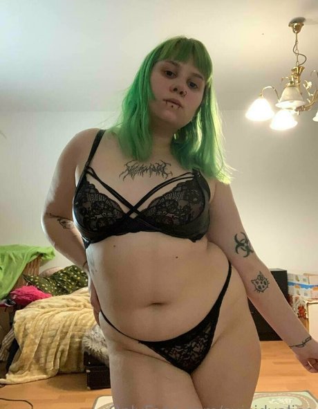 suicidyalice hd actress pictures