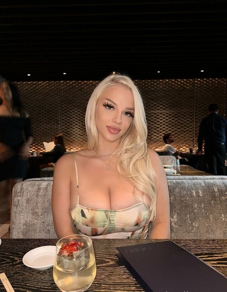 inspiredbyanya adult model archive