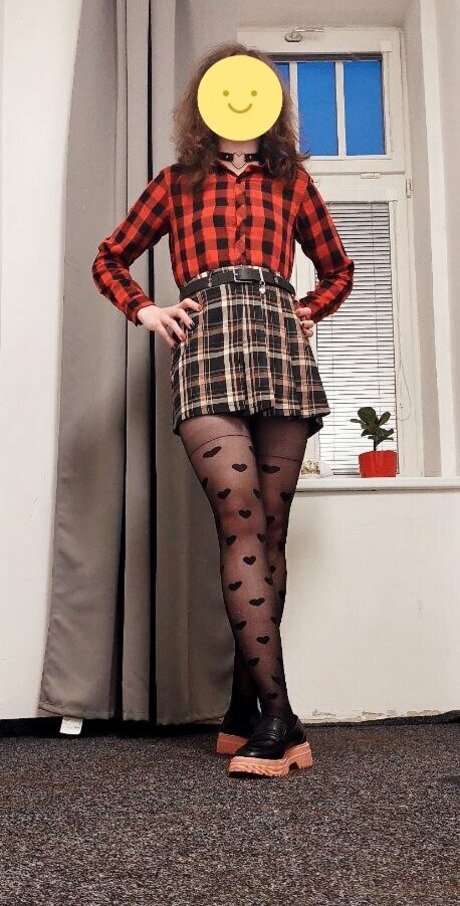 lucia cutie model top photo