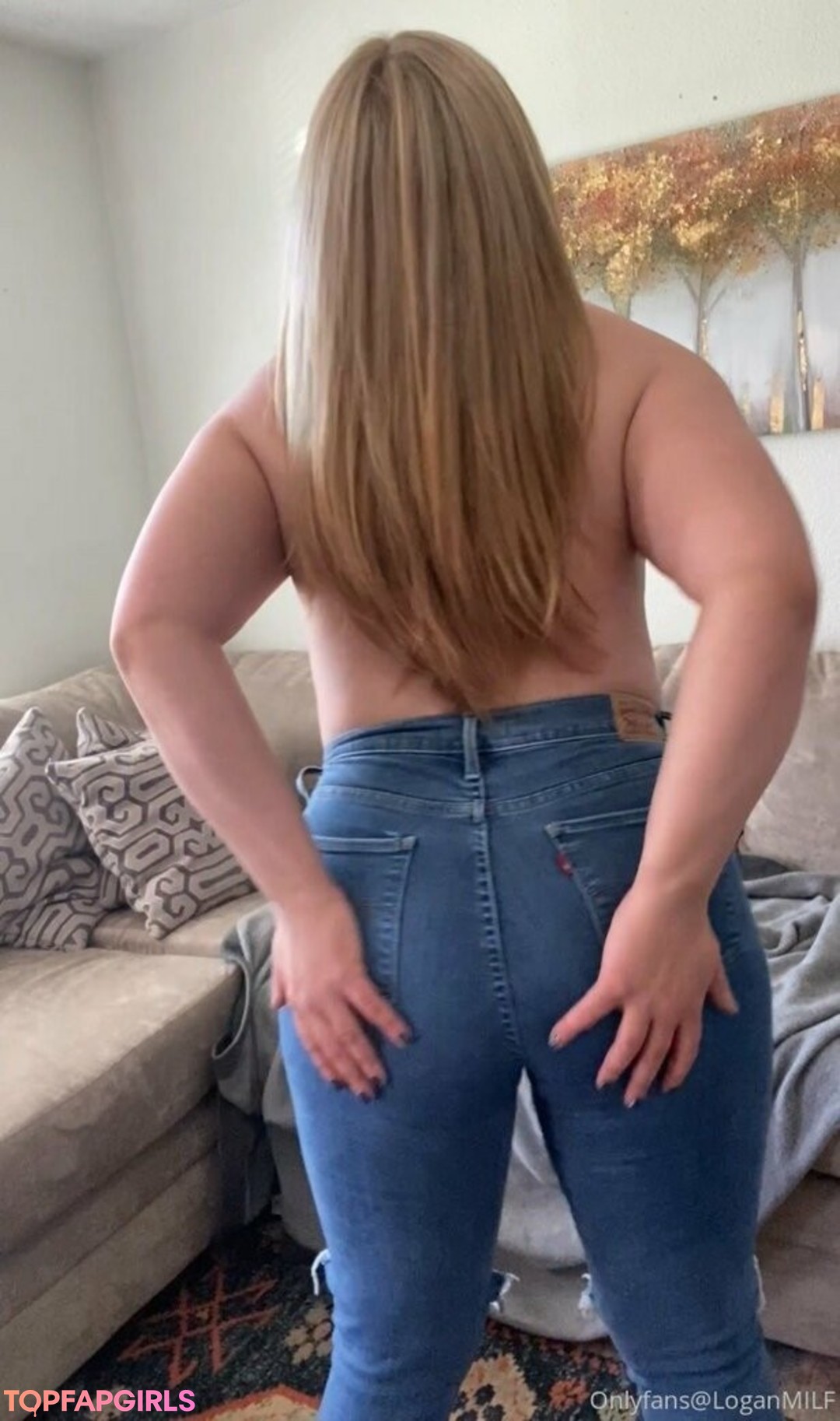 loganmilf hot star pic