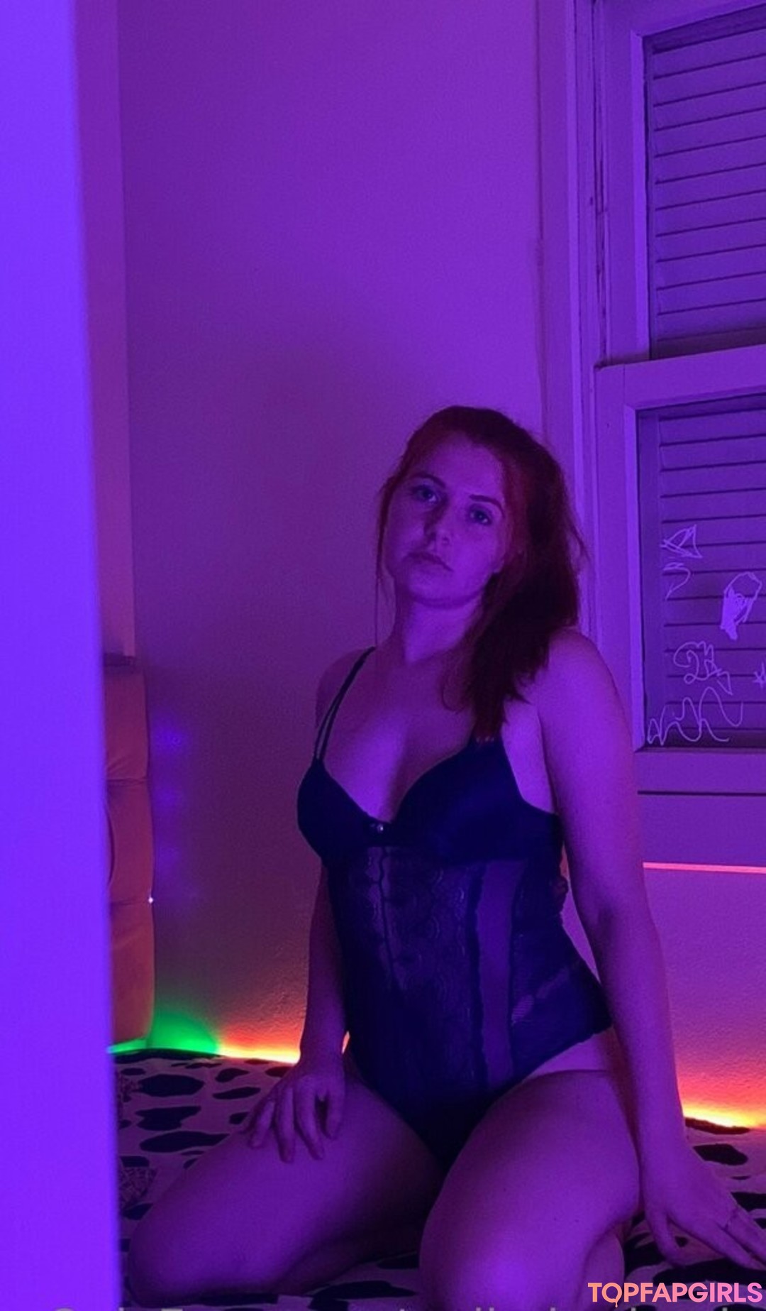 redhairedmaia exclusive model gallery