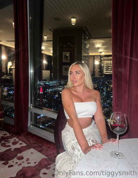 teen tits onlyfans sexy nude gallery