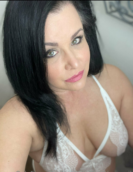 evparrishsouthernmil perfect model images