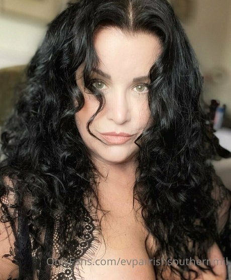 evparrishsouthernmil star nudes photos