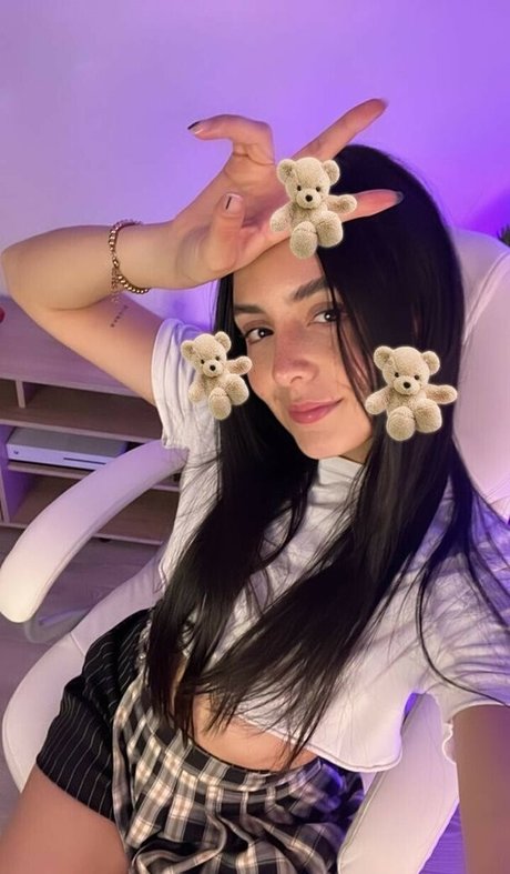 Annie Dreams pornstar sexy img