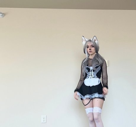 Awkspew roo2 star nudes images