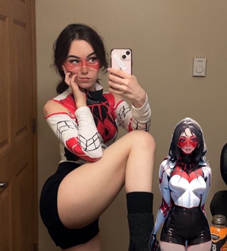 skinny brunette onlyfans free images