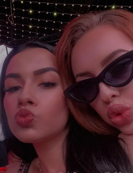 fla03via nice model photo