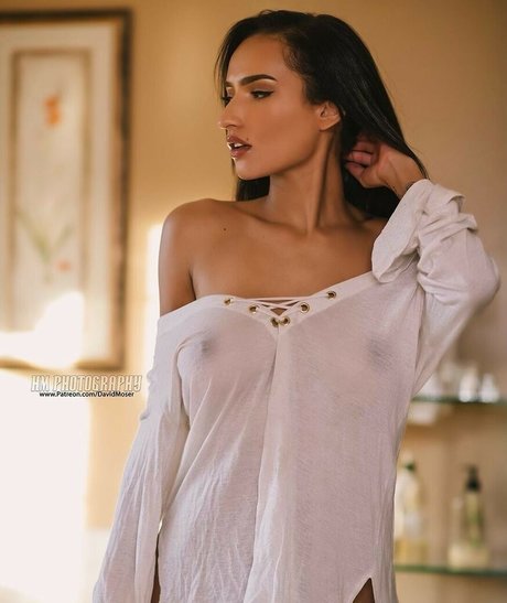 Tatyana Olivotti free model img