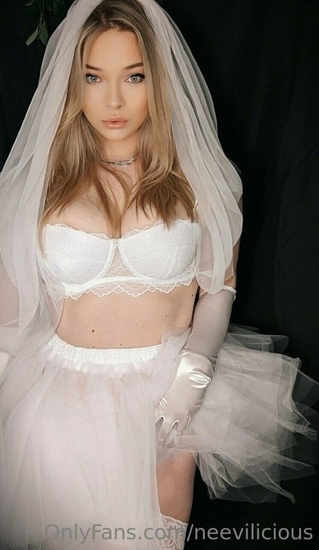 neevilicious exclusive actress images