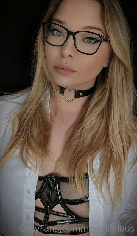 neevilicious star nice gallery