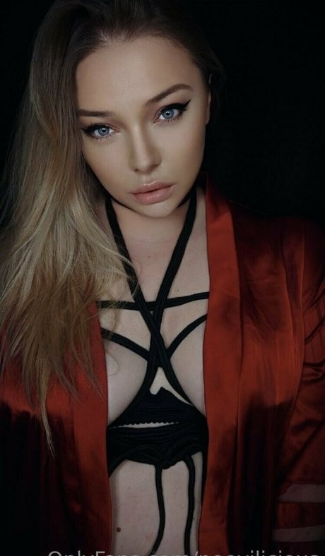 neevilicious nudes actress img