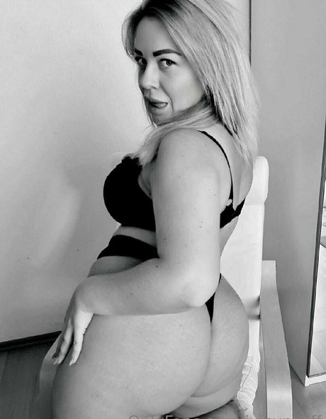 amateur shemale onlyfans sexy pics