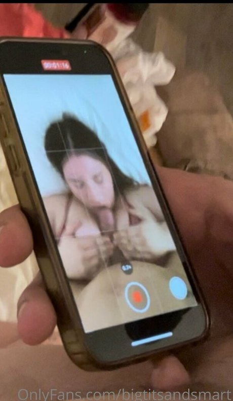 bigtitsandsmart star art gallery