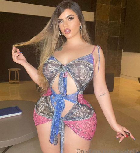 elyybella nude star photos