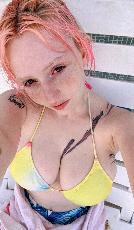 ilayserah pornstar naked img