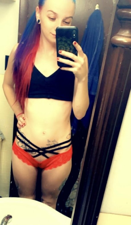 petitepixie69 perfect actress pic