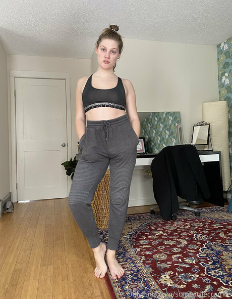 somelittlecrumbs star hot pictures