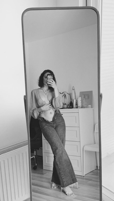 skinny ebony teen onlyfans xxx img