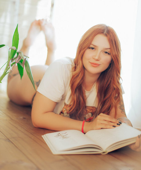 kelyfoxsuicide free nude pornstar gallery