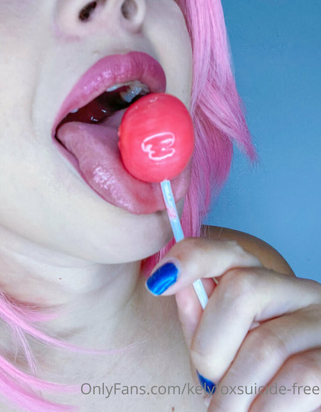 kelyfoxsuicide free art actress archive