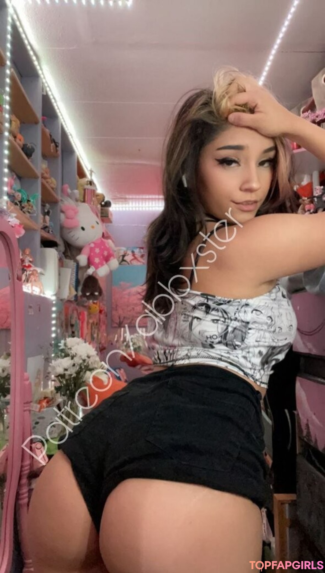 blonde babe onlyfans adult photos